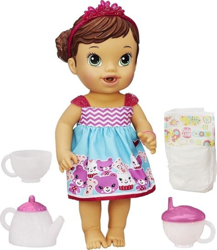 Has a tea party?